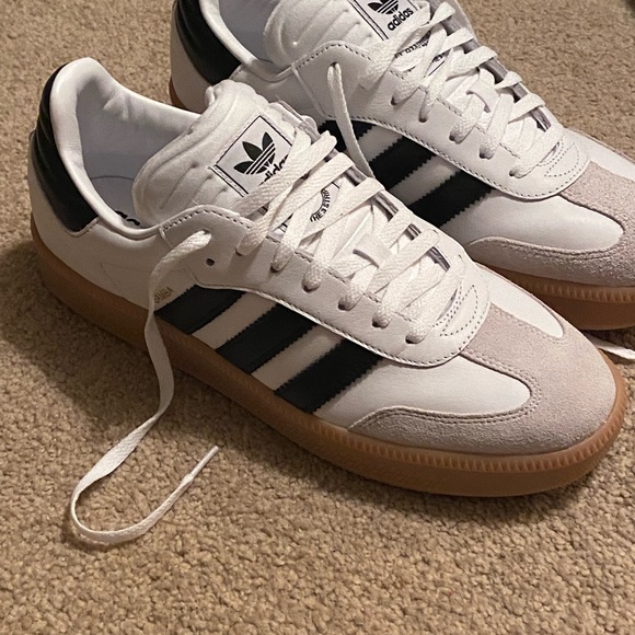 Adidas Samba - white with black stripes - Men’s 11.5 - Picture 13 of 14